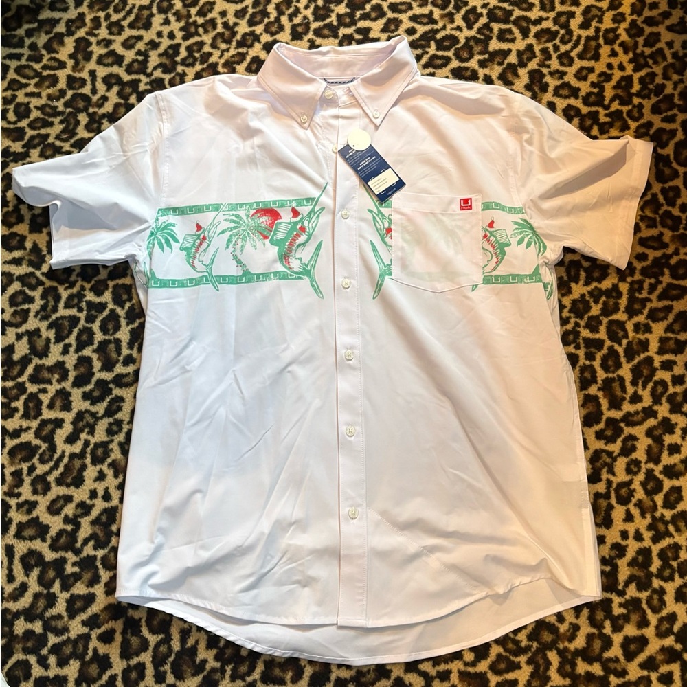 NWT HUK FISHING SS Kona Christmas Santa shirt